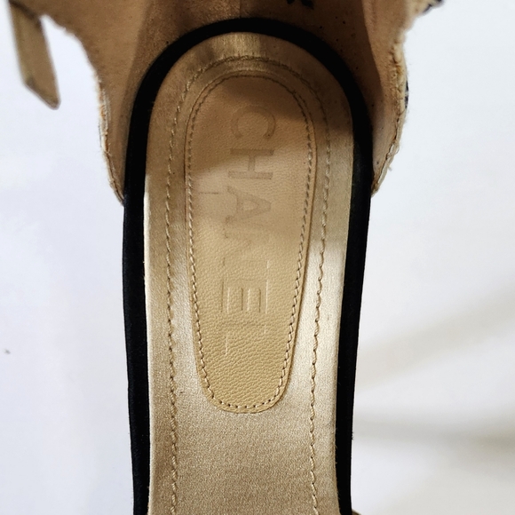 CHANEL Heels Classic Mary Jane Logo  CC‎ Ankle Strap - Picture 5 of 14